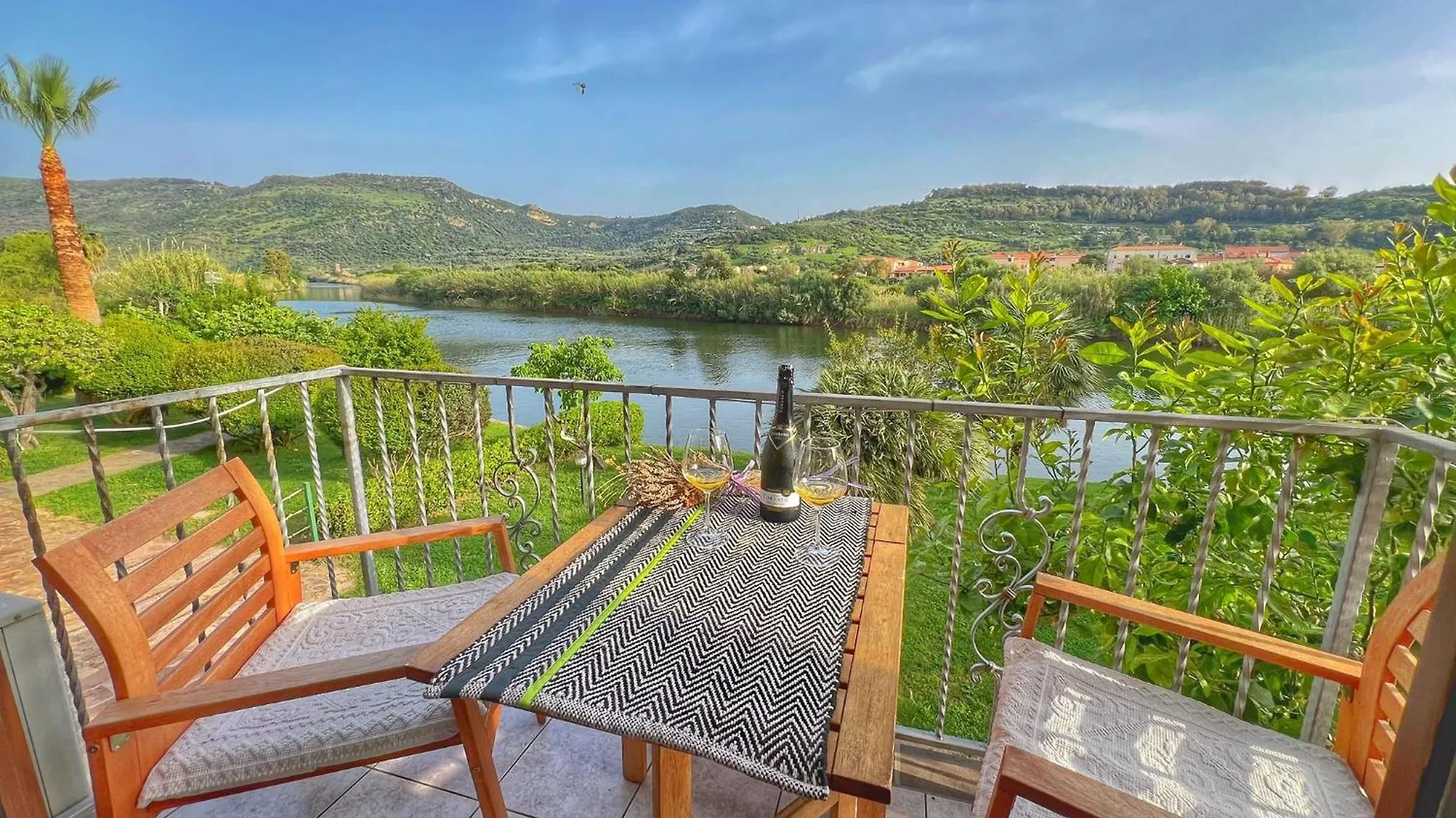 Temo River House Romantic Balcony And Peaceful Retreat In The Heart Of Bosa Italy